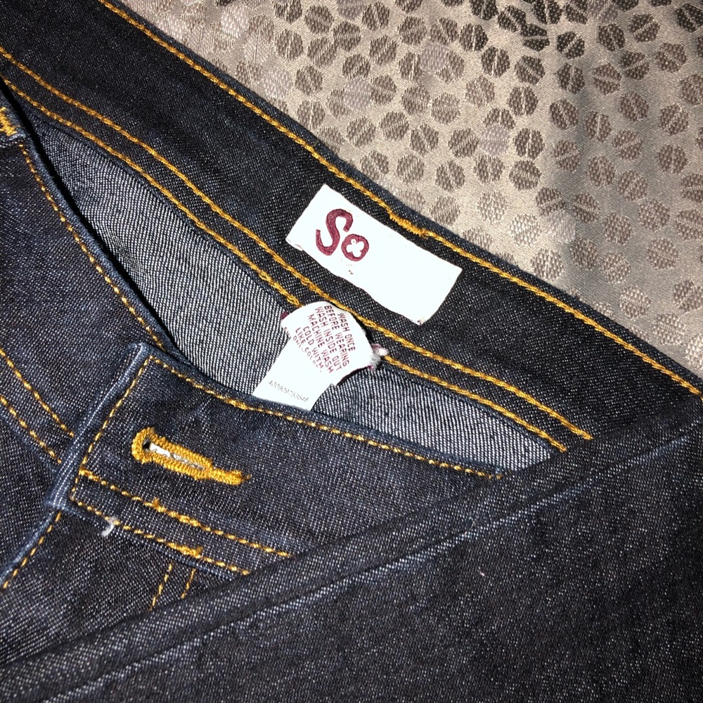 Jeans - Picture 3 of 3